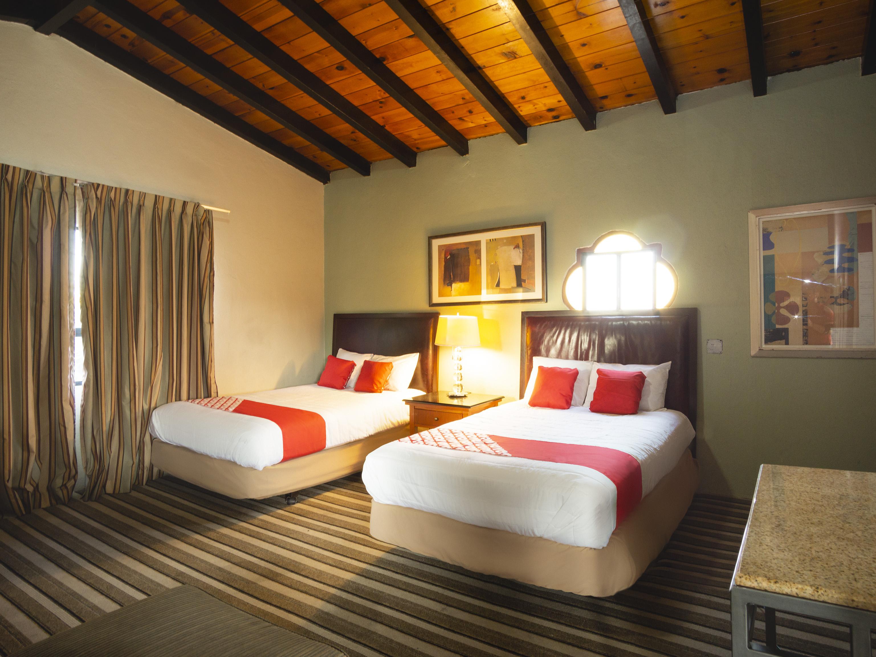 Oyo Hotel Hacienda Don Luis, Rosarito Exteriér fotografie A typical room at the hotel