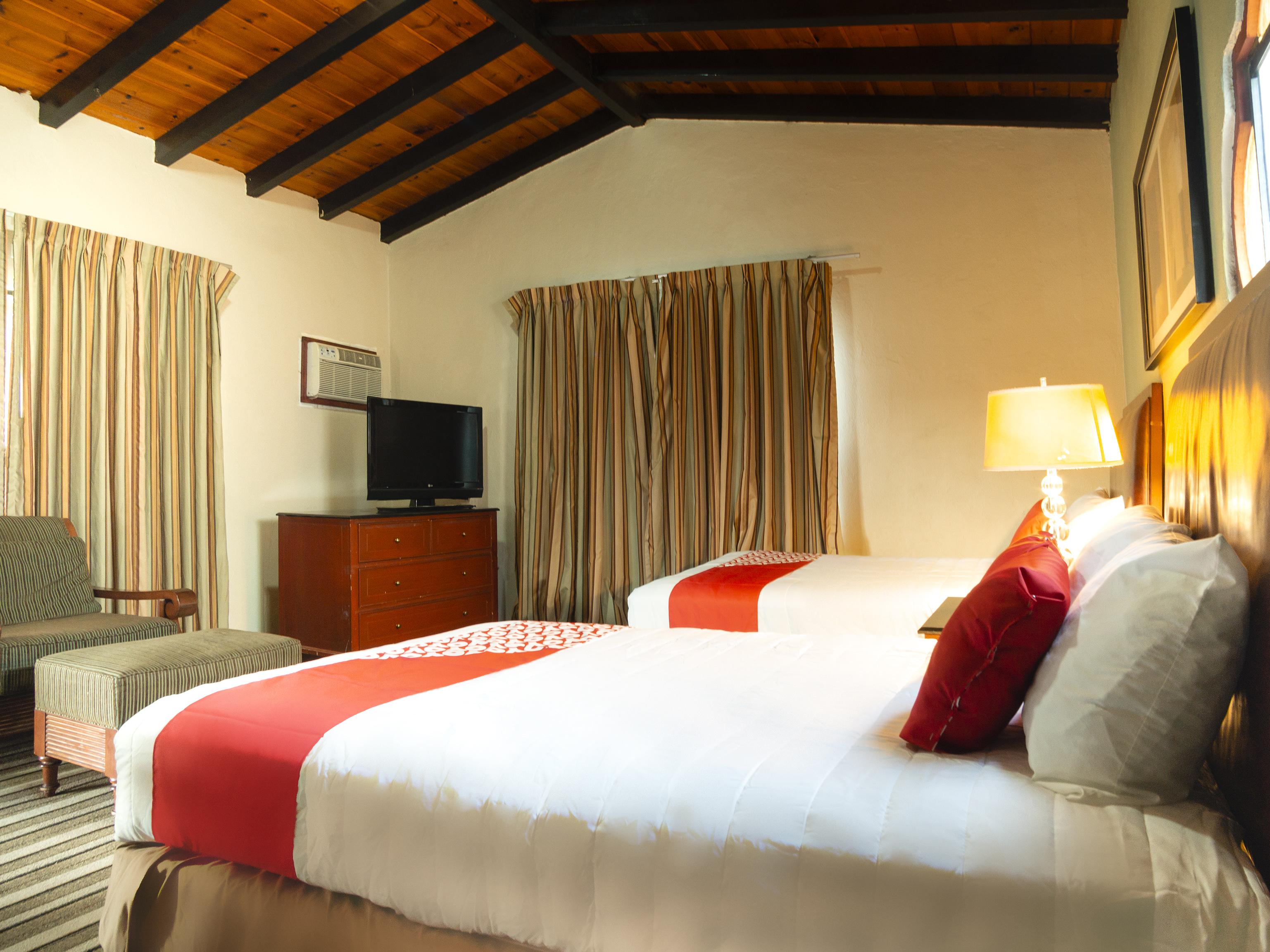 Oyo Hotel Hacienda Don Luis, Rosarito Exteriér fotografie A room at the hotel