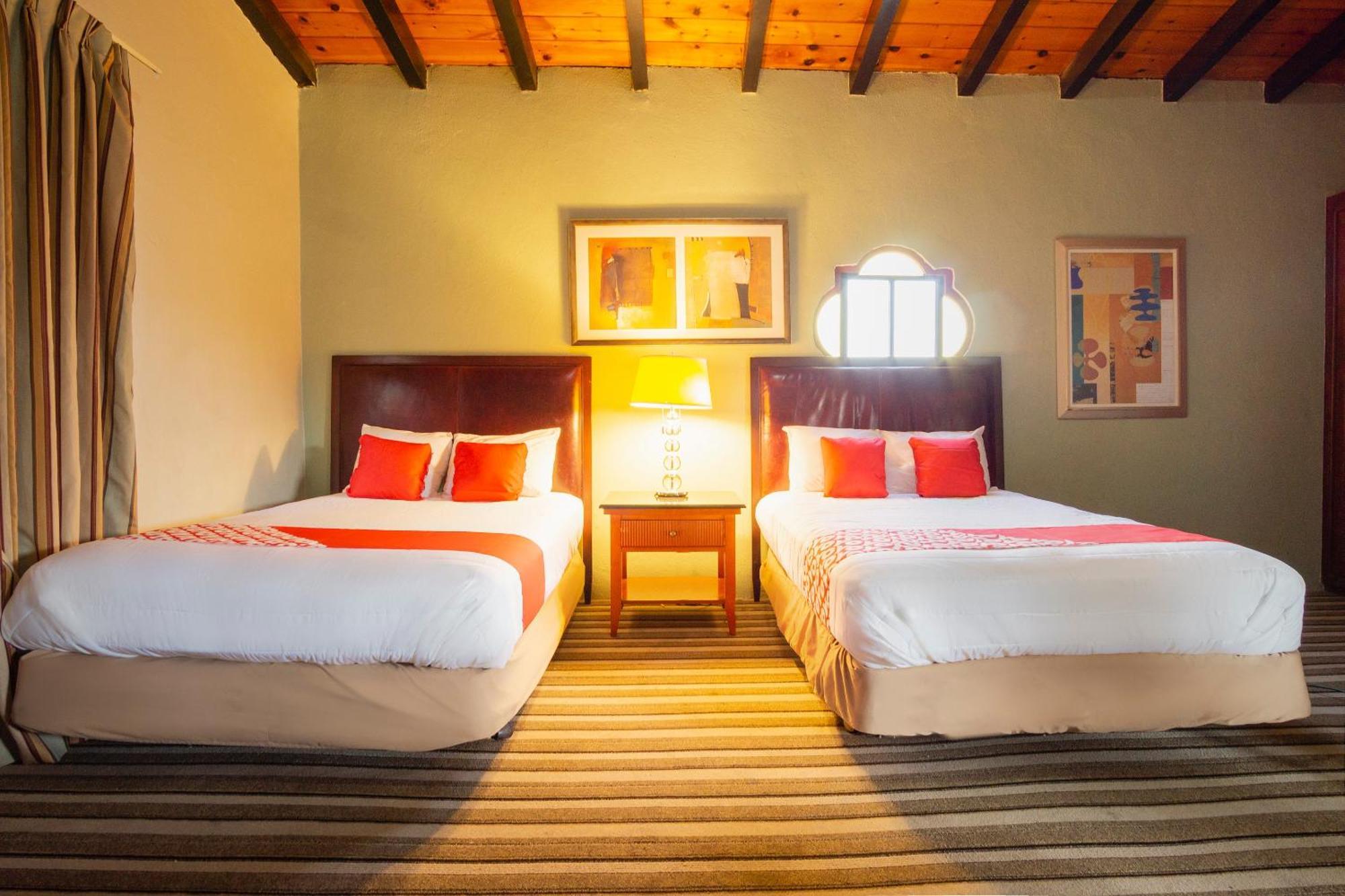 Oyo Hotel Hacienda Don Luis, Rosarito Exteriér fotografie A room at the hotel